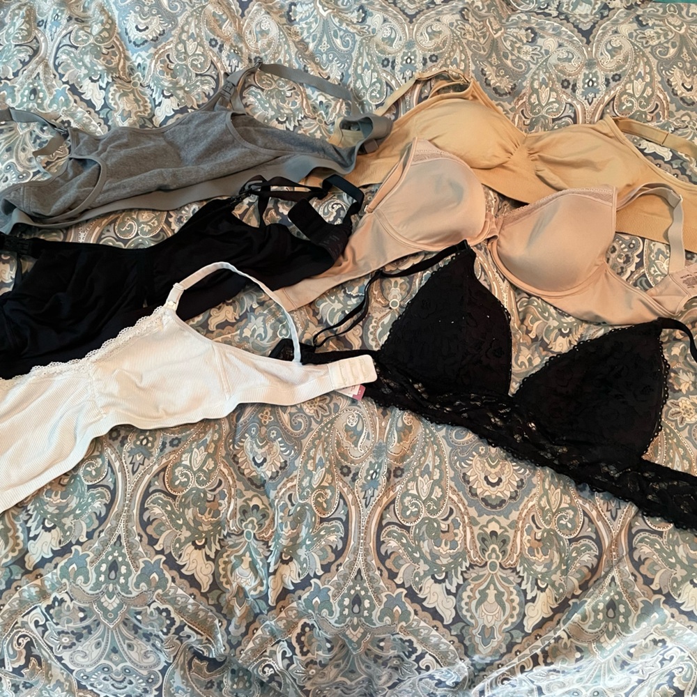 Lot of 6 Nursing Bras
